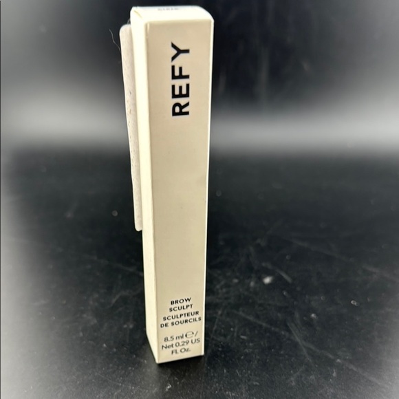 REFY Other - REFY Brow Sculpt in Clear